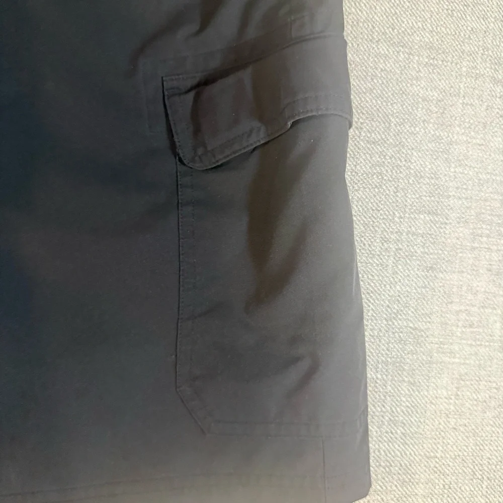 Orvis Cargo Shorts Mens 38 Black Nylon Hiking Fishing Outdoor Utility